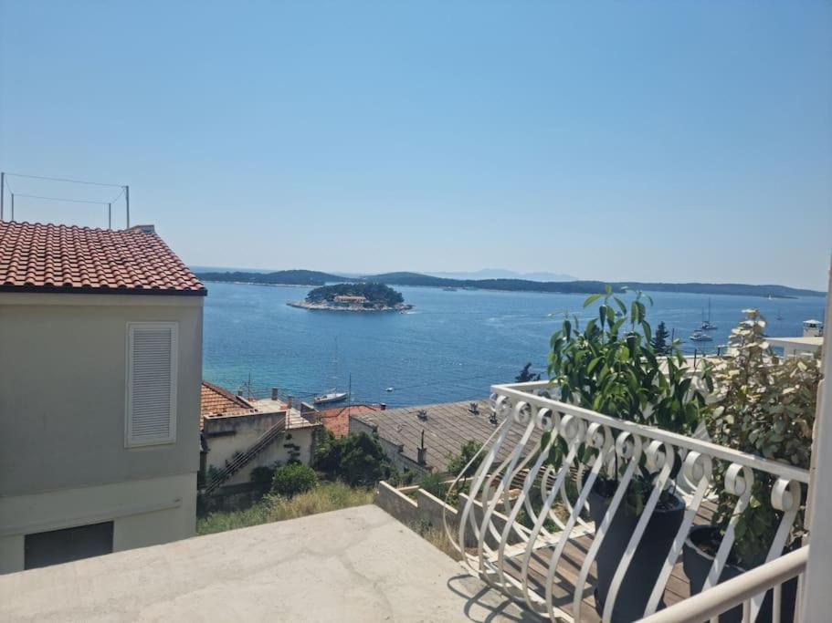 Private Room With View 1 赫瓦尔 外观 照片
